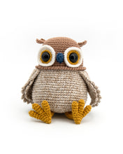Load image into Gallery viewer, Button the Owl | PDF Crochet Pattern