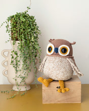 Load image into Gallery viewer, Button the Owl | PDF Crochet Pattern
